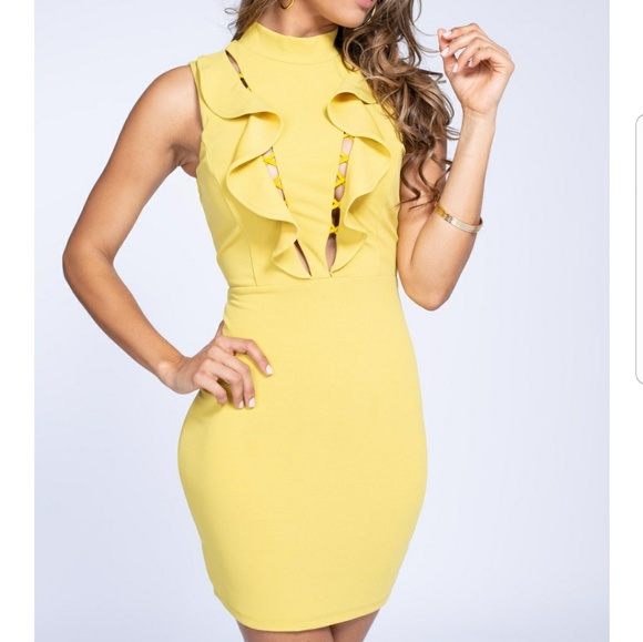 Dresses & Skirts - Yellow dress